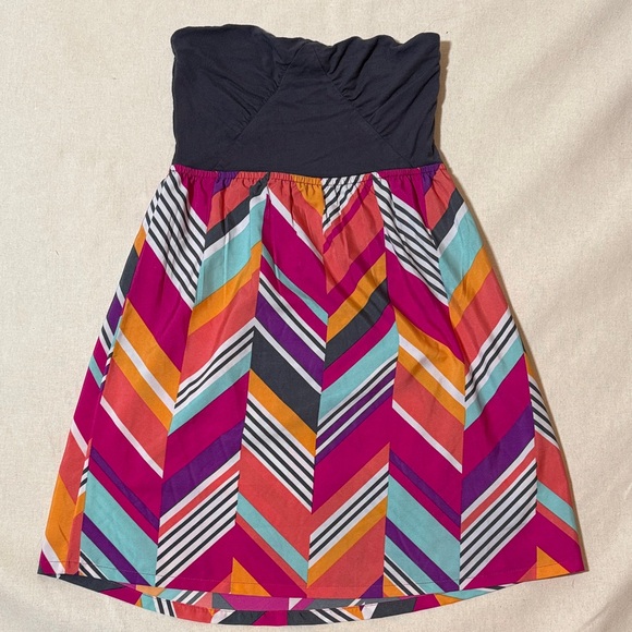 EUC Roxy Multicolor Strapless Mini Dress - Picture 1 of 3